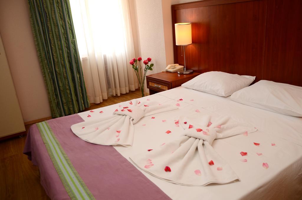 Elysium Hotel Marmaris Bagian luar foto